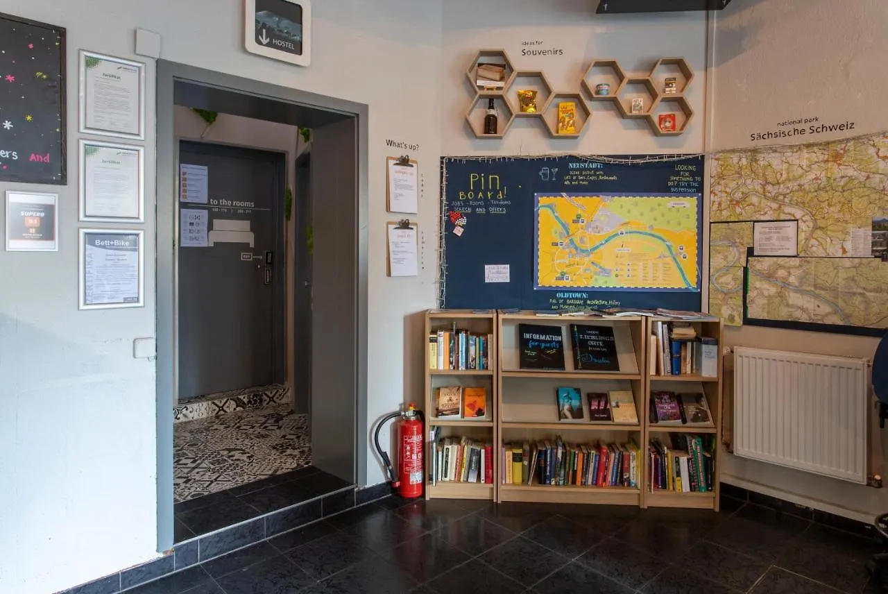 Hostel Mondpalast Dresden Germany
