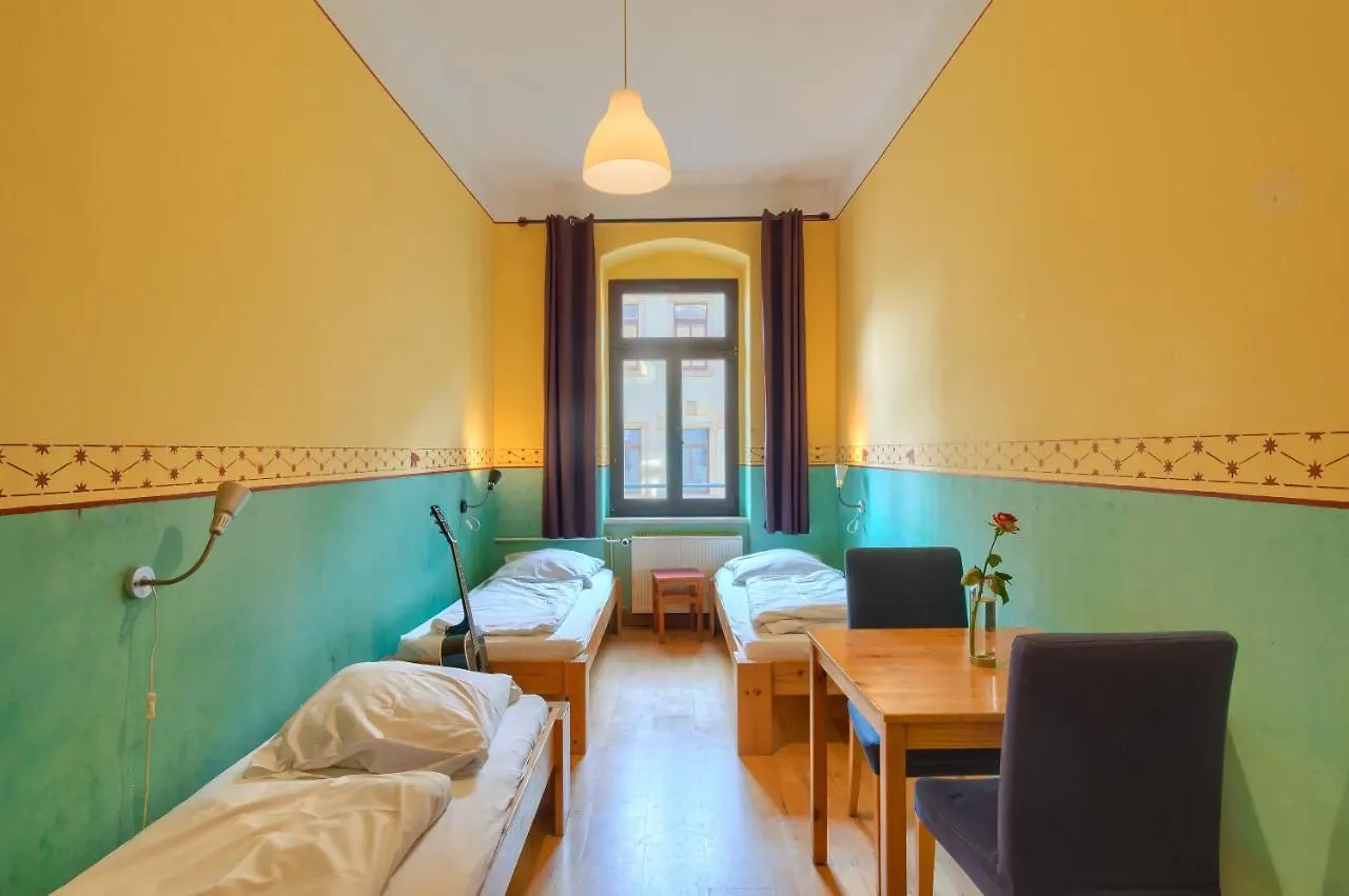 Hostel Mondpalast Dresden 0*,  Germany